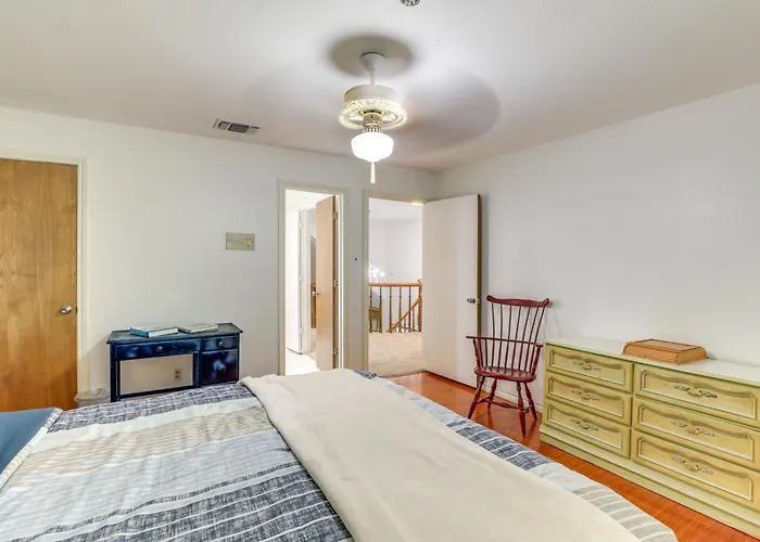 8 Mi Dallas Stadium! Worth W/ Pool Holiday home