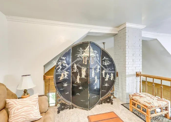 Holiday home 8 Mi Dallas Stadium! Worth W/ Pool